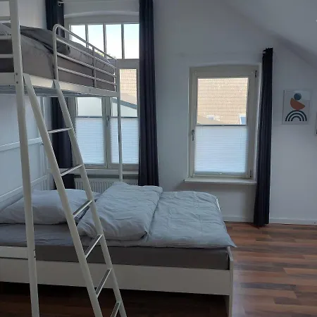 アパート Stadthaus Mit Dachterrasse *
