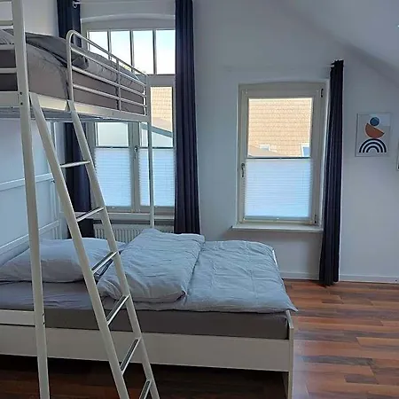 Stadthaus Mit Dachterrasse Apartmán