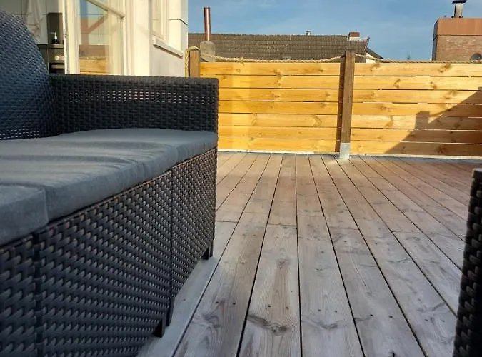 Apartment Stadthaus Mit Dachterrasse